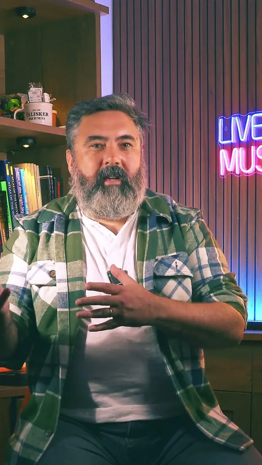 Still from the String Gauge video: A little explanation.
